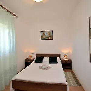 Mariano Apartment