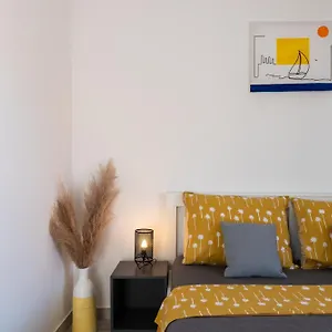 https://apartmani-luce-21220.hotels-in-trogir.com