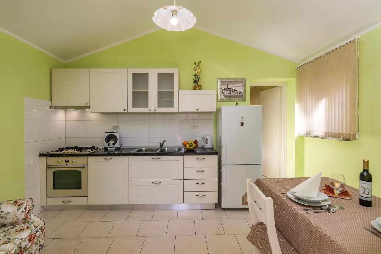 Apartments Korina Kanfanar